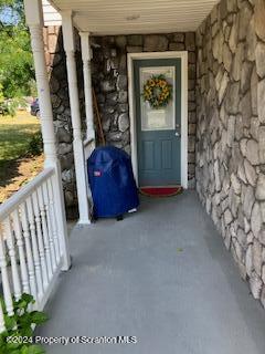522 Packer Street Avoca, PA 18641 - Photo 3 of 37 Gallery Image 3