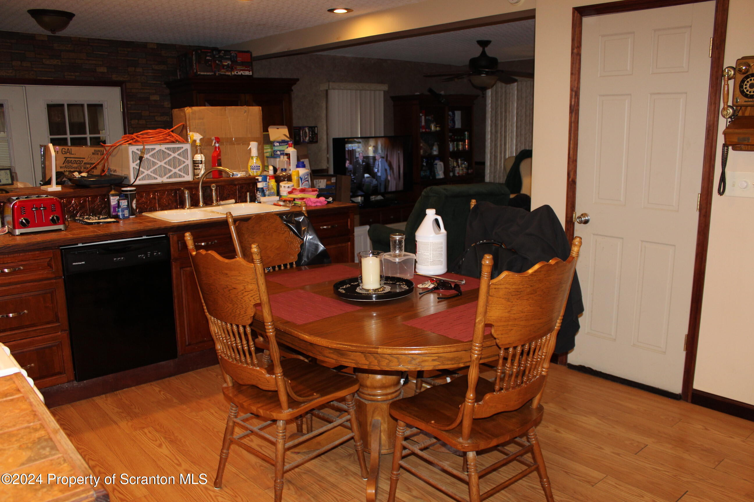 522 Packer Street Avoca, PA 18641 - Photo 8 of 37 Gallery Image 8