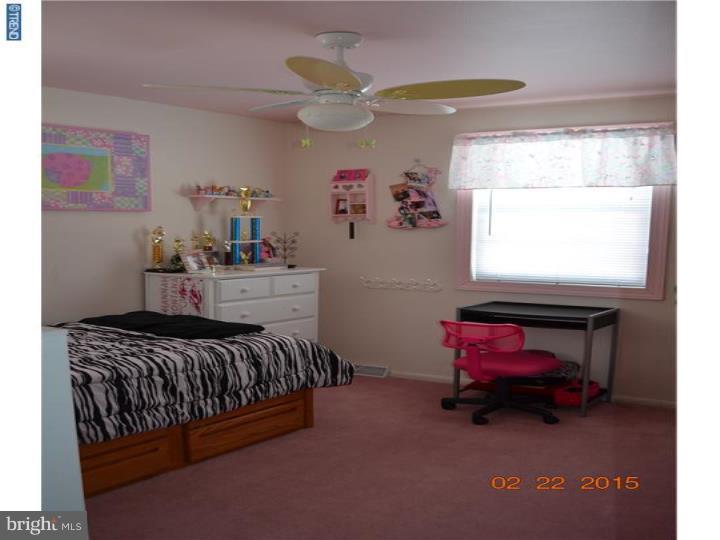 302 Colonial Road Edgewater Park, NJ 08010 - Photo 13 of 21 Gallery Image 13