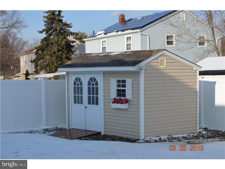 302 Colonial Road Edgewater Park, NJ 08010 - Photo 20 of 21 Gallery Image 20