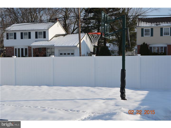 302 Colonial Road Edgewater Park, NJ 08010 - Photo 21 of 21 Gallery Image 21