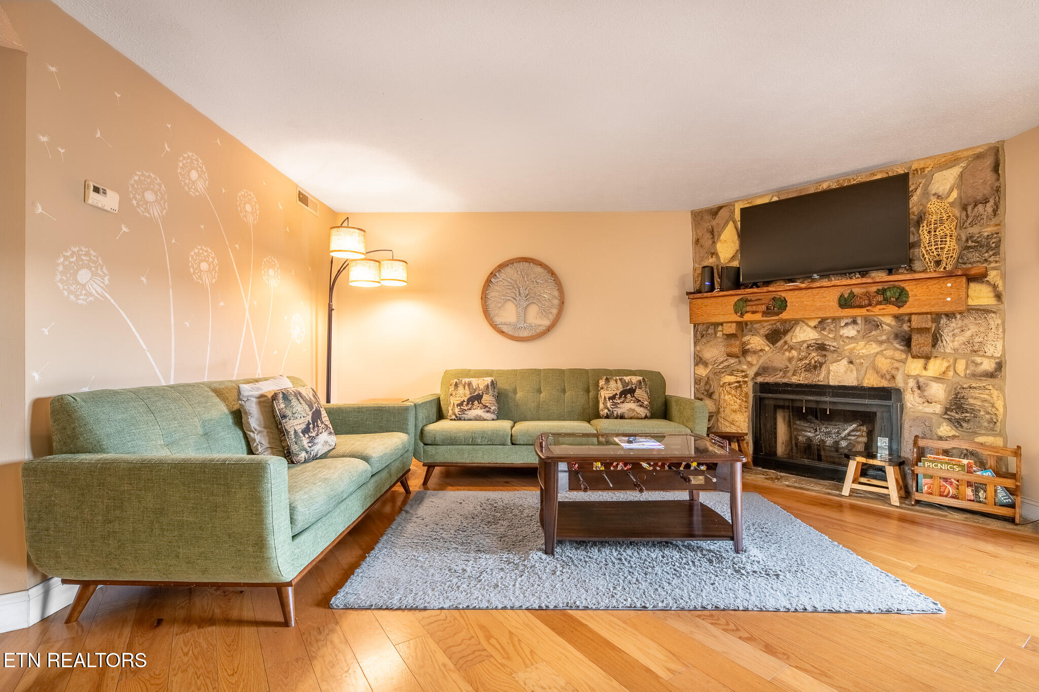 616 Turkey Nest Road, Unit 206 Gatlinburg, TN 37738 - Photo 6 of 24 DSC_5046-HDR-2