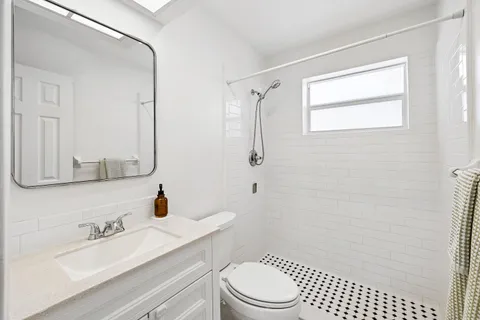 $749,000 | 774 Southwest 7th Street, Boca Raton, FL 33486