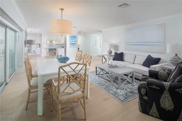 $22,500 | 635 Fountainhead Lane, Naples, FL 34103