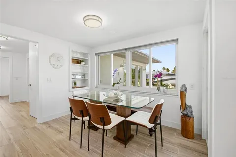 $2,175,000 | 617 Dundee Lane, Holmes Beach, FL 34217