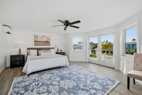 $2,175,000 | 617 Dundee Lane, Holmes Beach, FL 34217