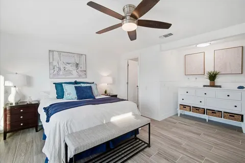 $2,175,000 | 617 Dundee Lane, Holmes Beach, FL 34217