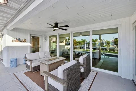 $2,175,000 | 617 Dundee Lane, Holmes Beach, FL 34217
