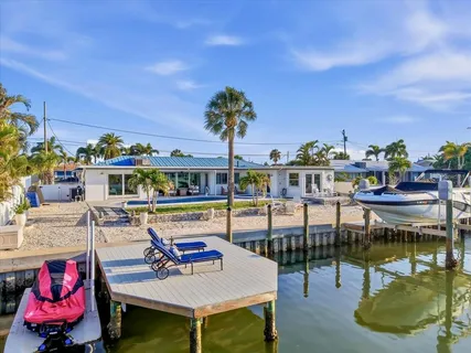 $2,175,000 | 617 Dundee Lane, Holmes Beach, FL 34217