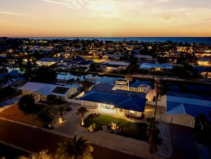 $2,175,000 | 617 Dundee Lane, Holmes Beach, FL 34217