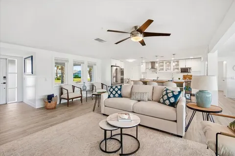 $2,175,000 | 617 Dundee Lane, Holmes Beach, FL 34217