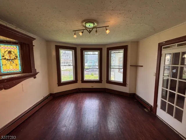 $464,900 | 950 West 6th Street, Plainfield, NJ 07063