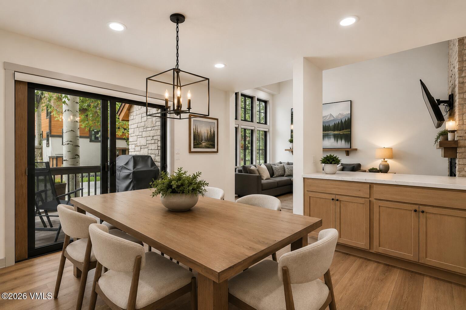 4770 Big Horn Road, Unit H4 Vail, CO 81657 - Photo 12 of 38 Dining Room