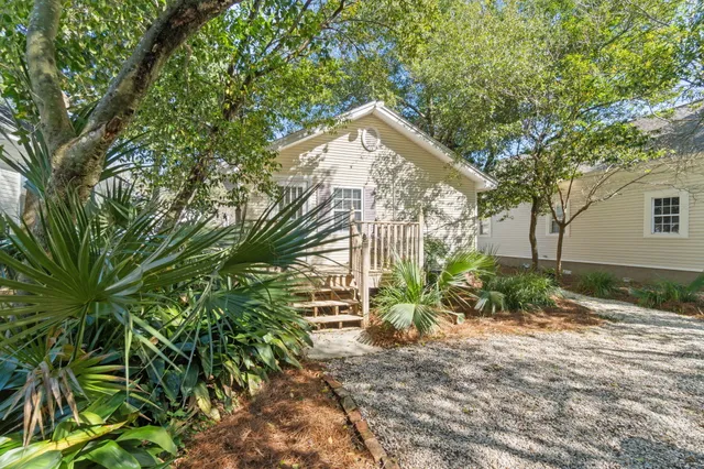 $269,900 | 907 North De Villiers Street, Pensacola, FL 32501