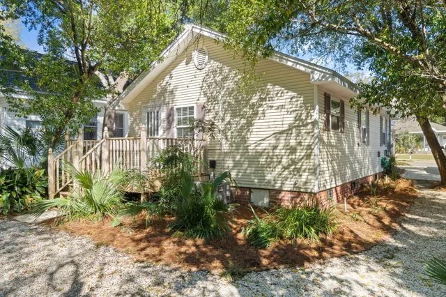 $269,900 | 907 North De Villiers Street, Pensacola, FL 32501