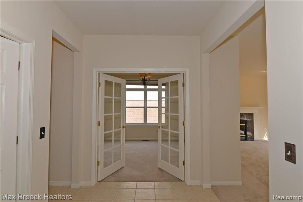 2407 Jackson Drive Rochester Hills, MI 48309 - Photo 20 of 56