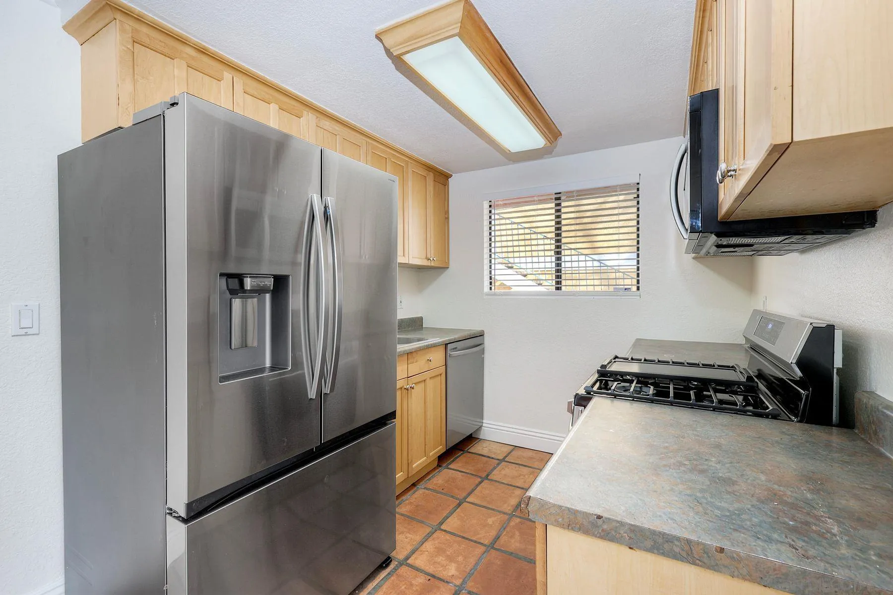 9948 San Juan Street, Unit 4 Spring Valley, CA 91977 - Photo 12 of 25