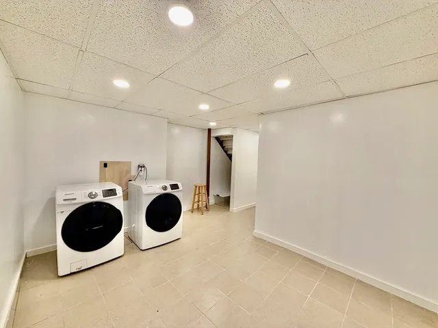 $2,950 | 12 Hall Place, Unit 1, Quincy, MA 02169