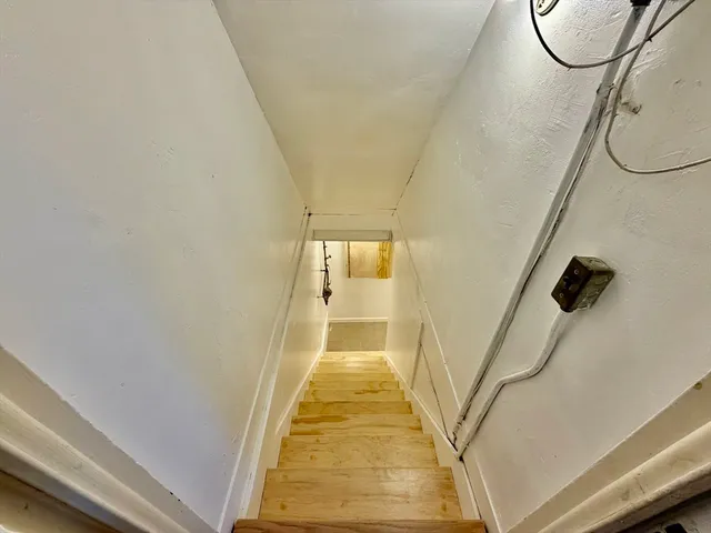 $2,950 | 12 Hall Place, Unit 1, Quincy, MA 02169