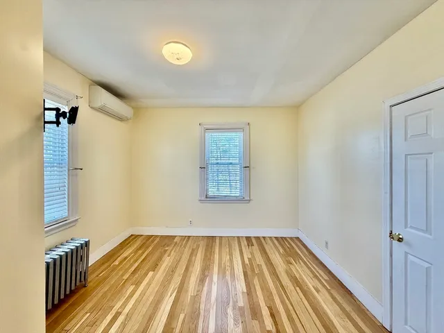 $2,950 | 12 Hall Place, Unit 1, Quincy, MA 02169