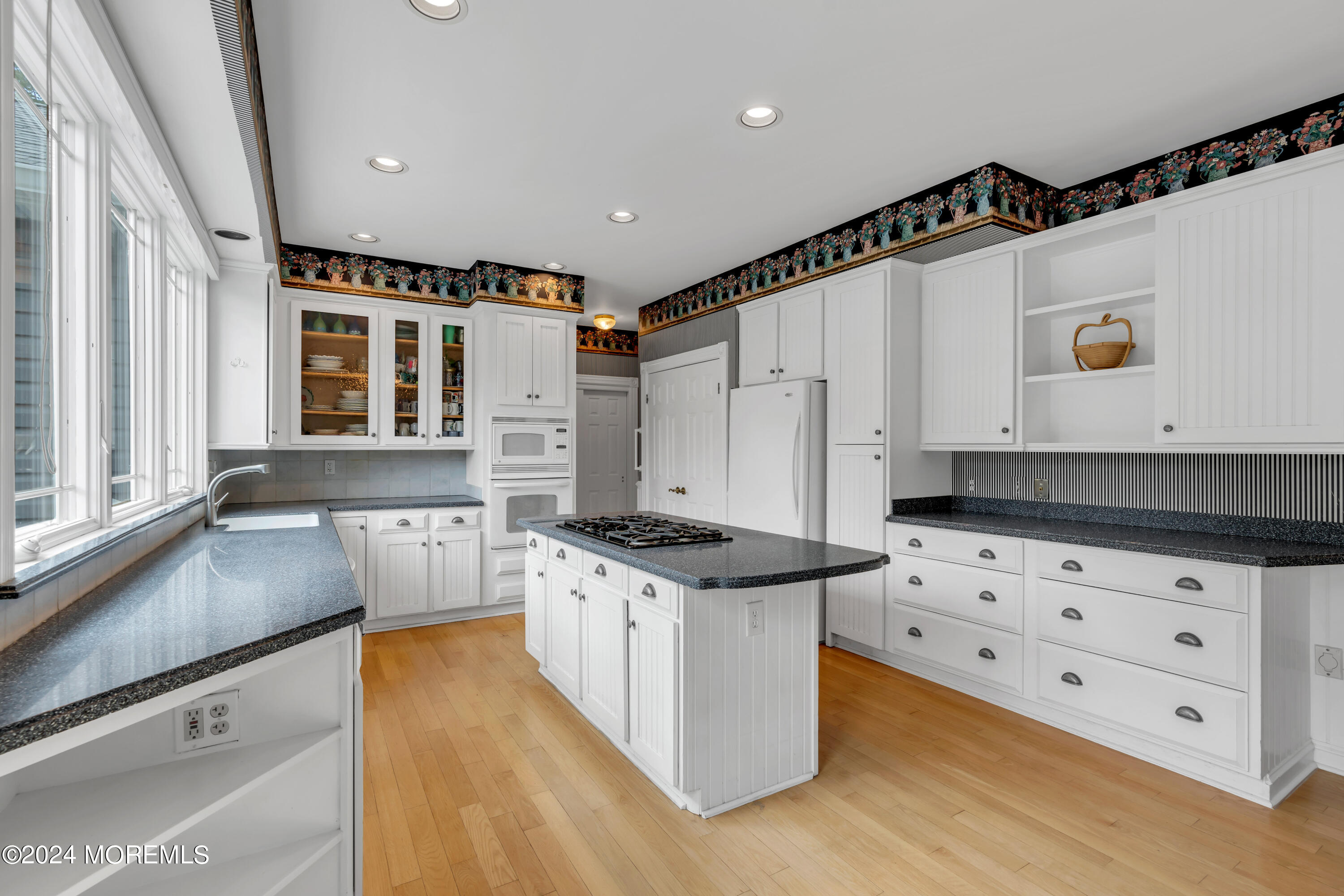 1363 Old Farm Road Manasquan, NJ 08736 - Photo 24 of 76 026_dsc01940_917