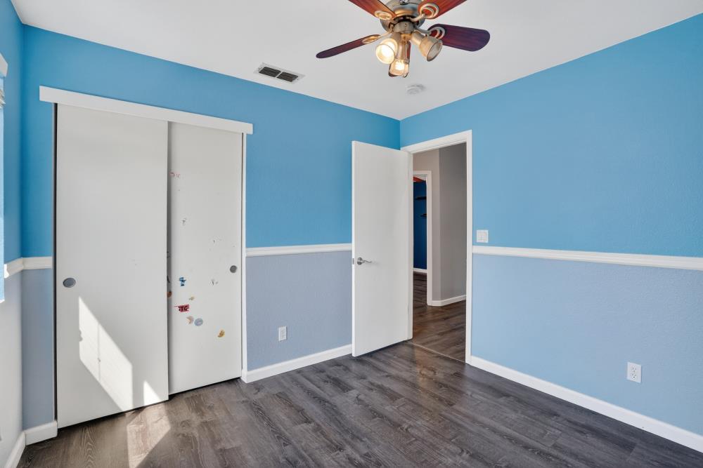 4004 Spindrifter Lane Elk Grove, CA 95758 - Photo 19 of 36