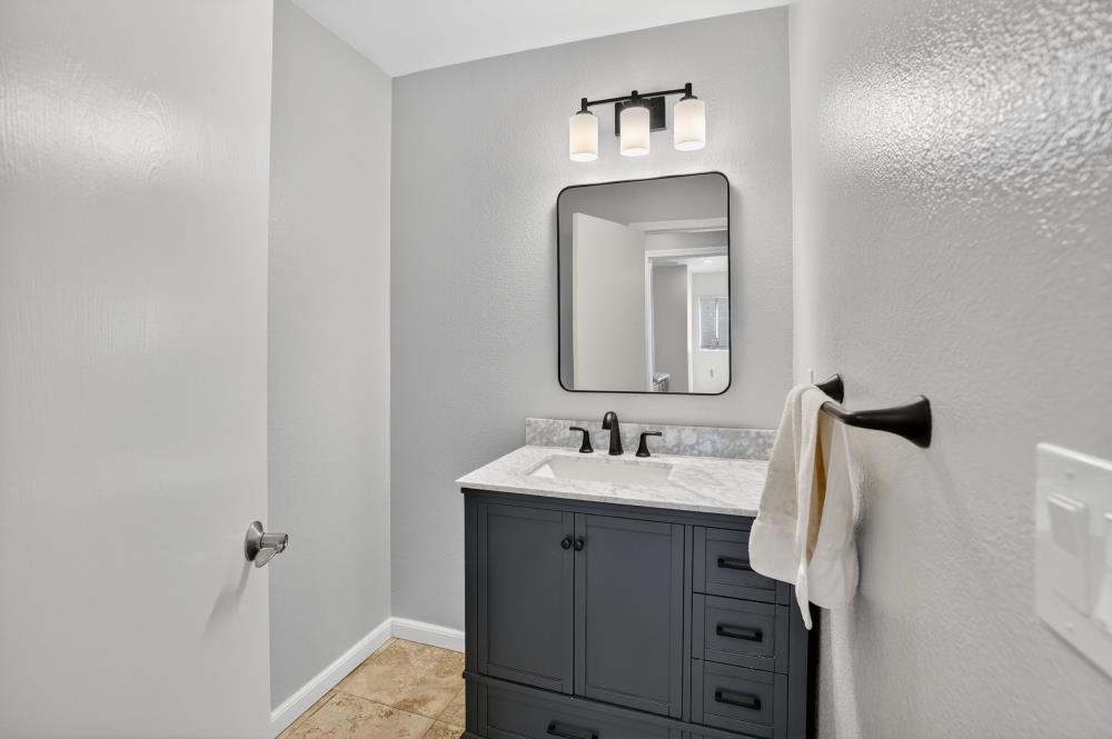 4004 Spindrifter Lane Elk Grove, CA 95758 - Photo 24 of 36