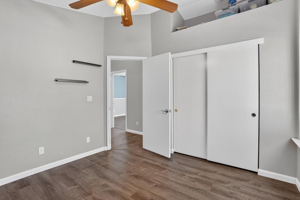 4004 Spindrifter Lane Elk Grove, CA 95758 - Photo 28 of 36