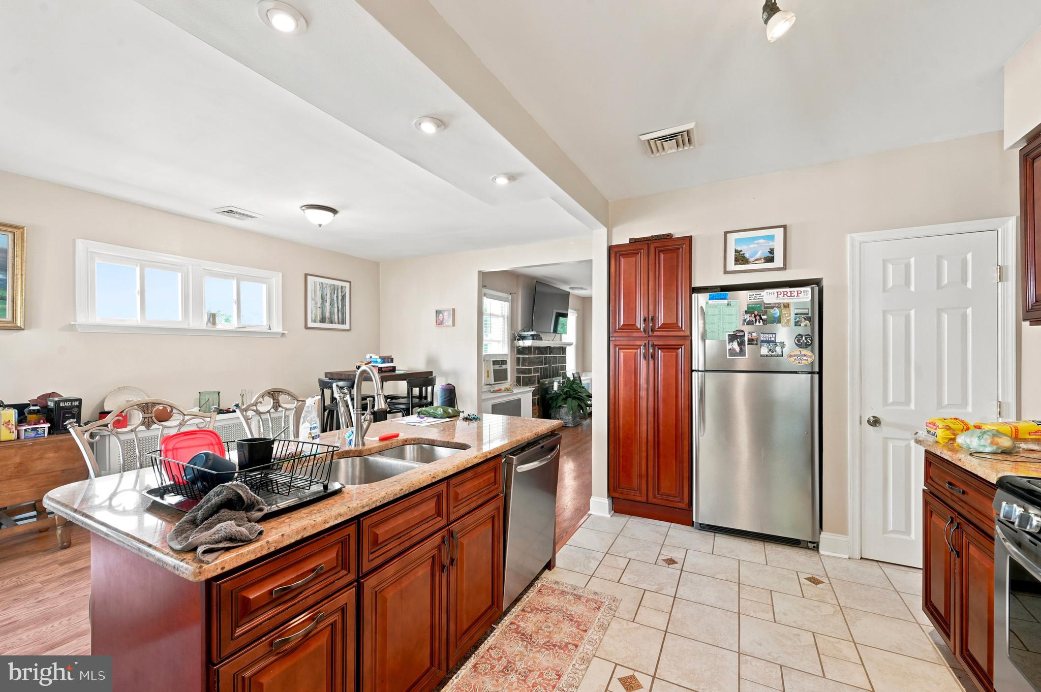 152 Shelbourne Road Havertown, PA 19083 - Photo 13 of 24