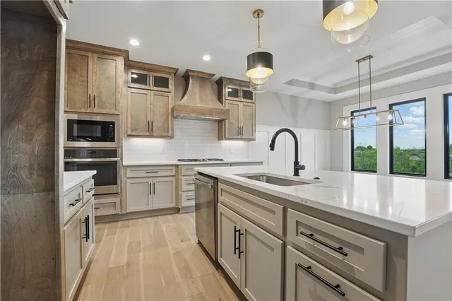 $775,000 | 361 Northwest Patch Court, Lee's Summit, MO 64081