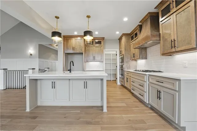 $775,000 | 361 Northwest Patch Court, Lee's Summit, MO 64081