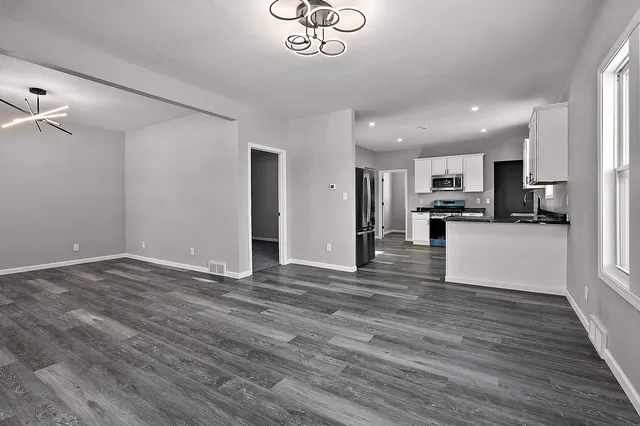 $269,900 | 1013 South 22nd Street, Manitowoc, WI 54220