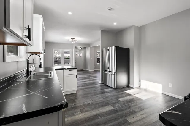 $269,900 | 1013 South 22nd Street, Manitowoc, WI 54220