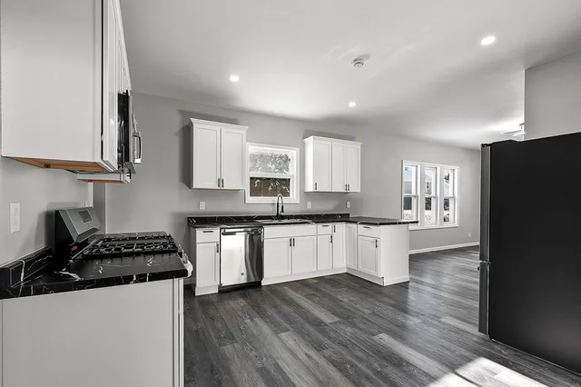 $269,900 | 1013 South 22nd Street, Manitowoc, WI 54220