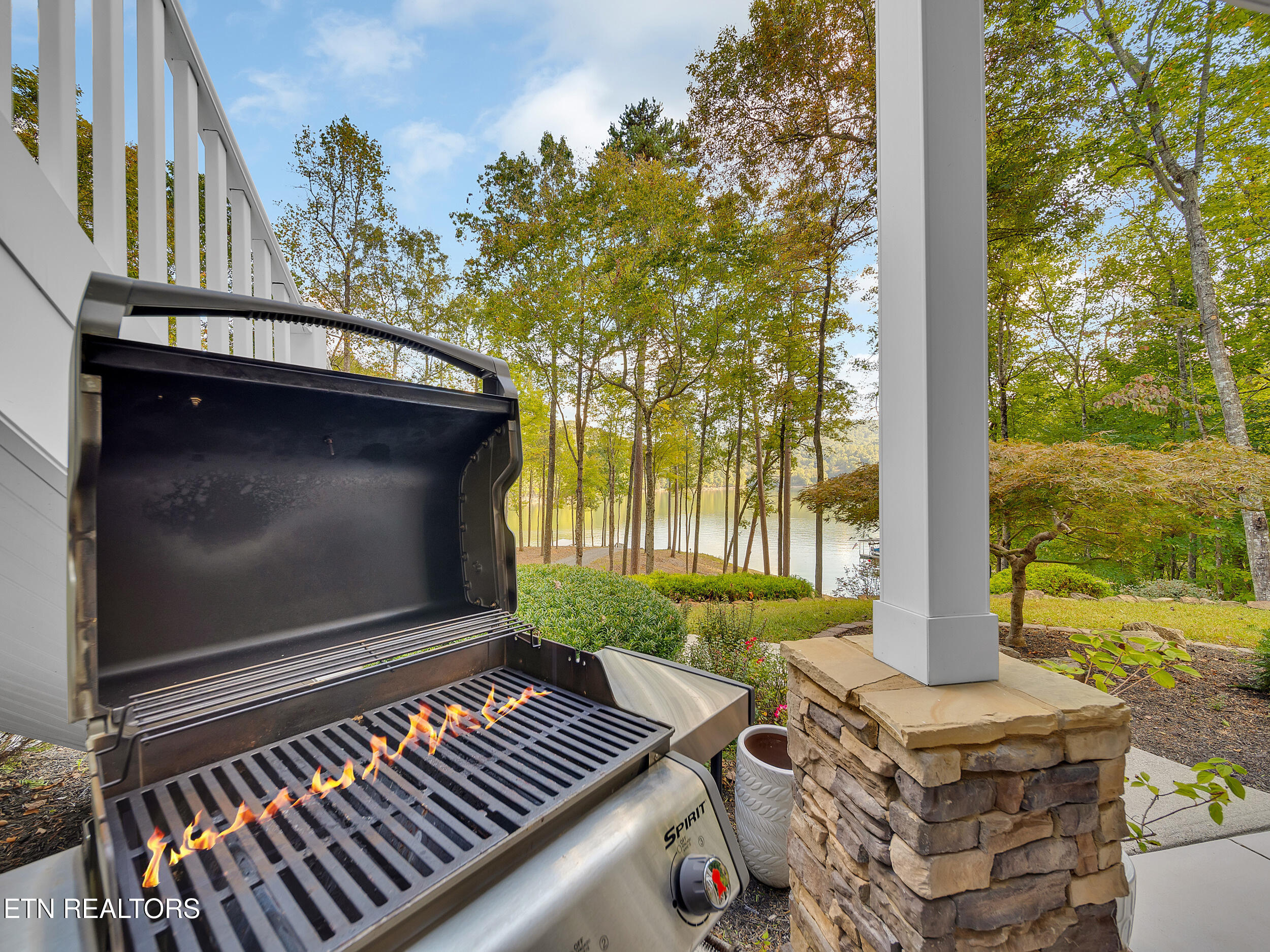 620 Bluff View Road New Tazewell, TN 37825 - Photo 10 of 51 68_68