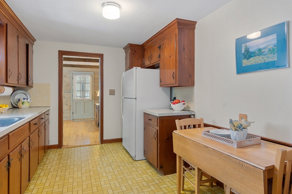 21 Whippletree Road Chelmsford, MA 01824 - Photo 10 of 35