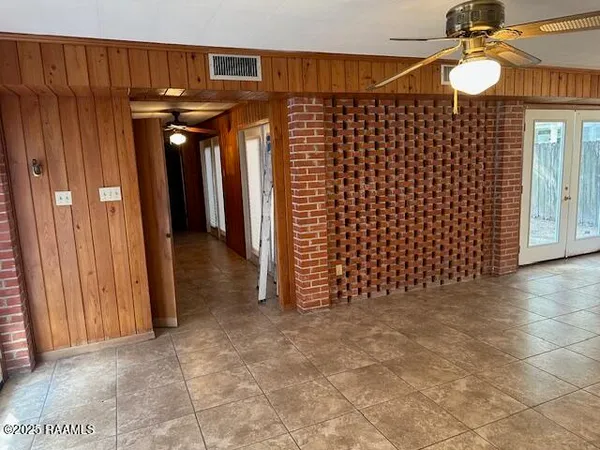 $182,500 | 307 3rd Street, Abbeville, LA 70510