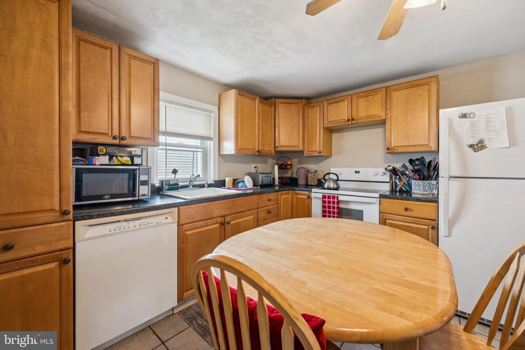 138 Morgan Avenue Hamilton, NJ 08619 - Photo 8 of 19