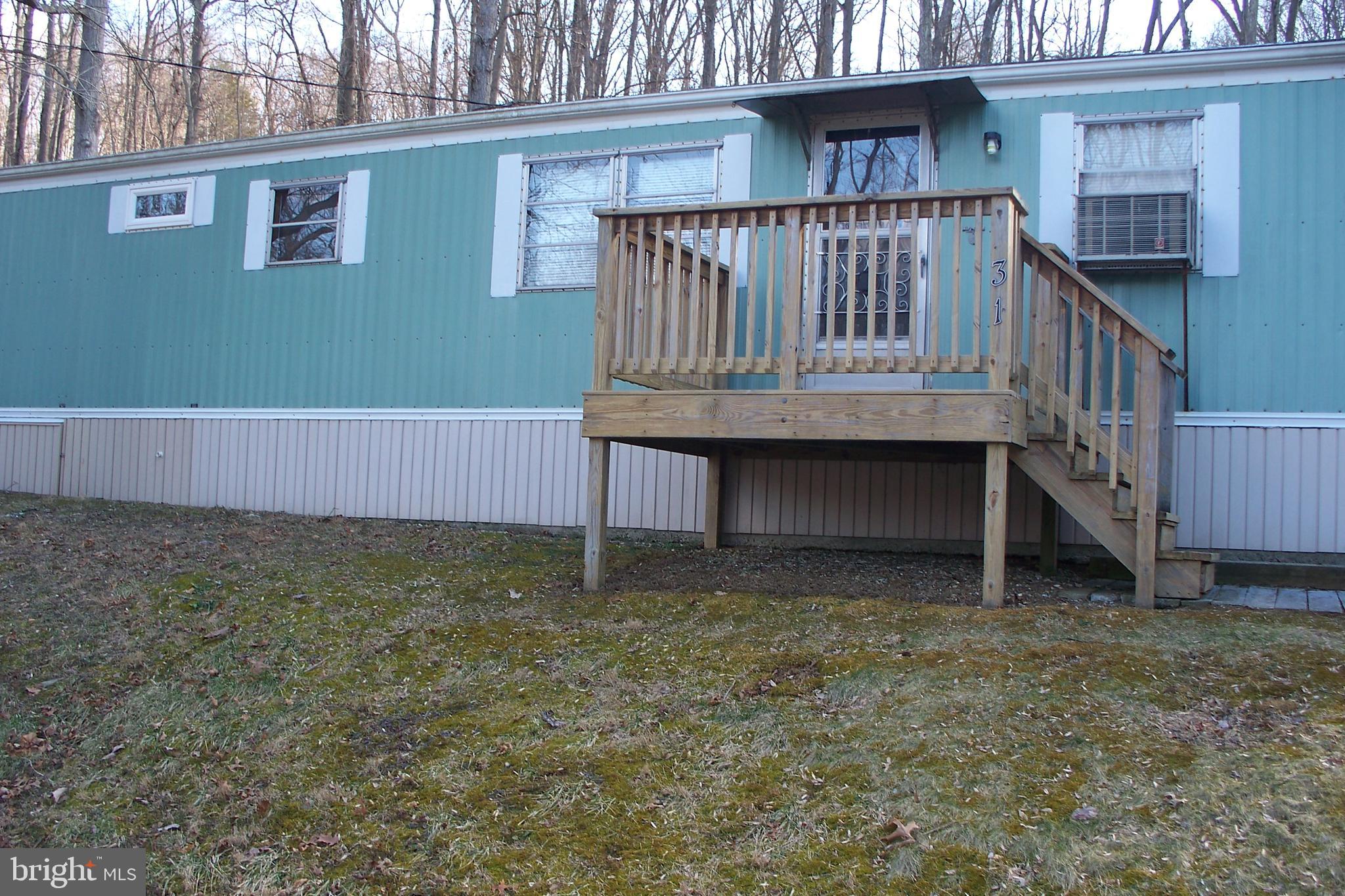 31 West Deep Run Road Westminster, MD 21158 - Photo 4 of 18 Front porch