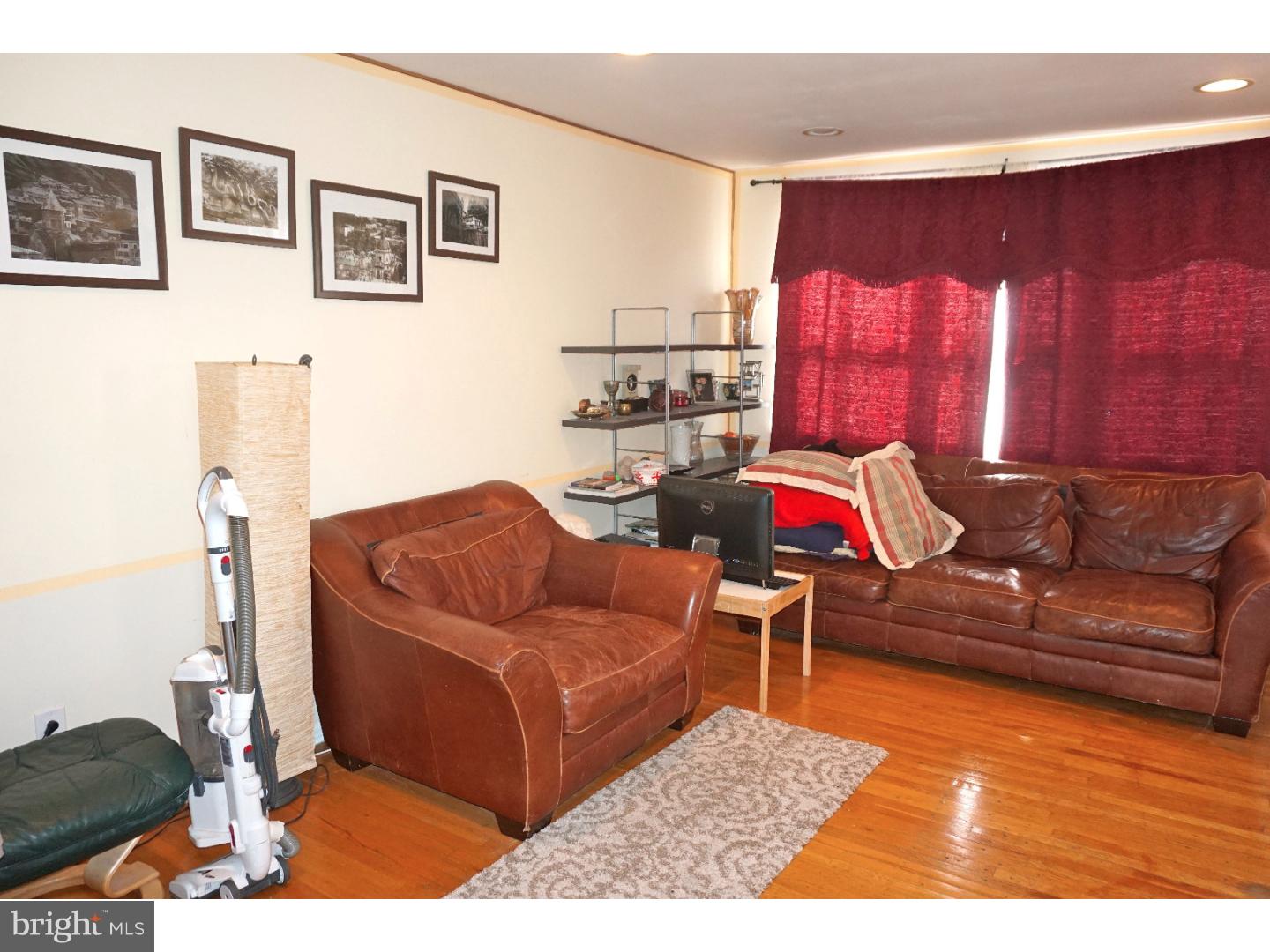 10634 Lockart Road Philadelphia, PA 19116 - Photo 15 of 25 Gallery Image 15
