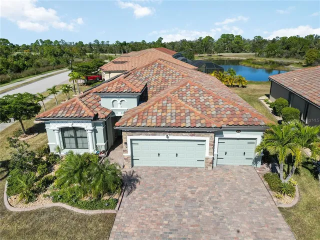 $599,000 | 20700 Granlago Drive, Venice, FL 34293