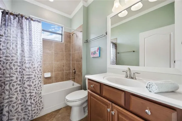 $575,500 | 20700 Granlago Drive, Venice, FL 34293