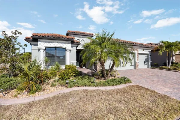 $575,500 | 20700 Granlago Drive, Venice, FL 34293