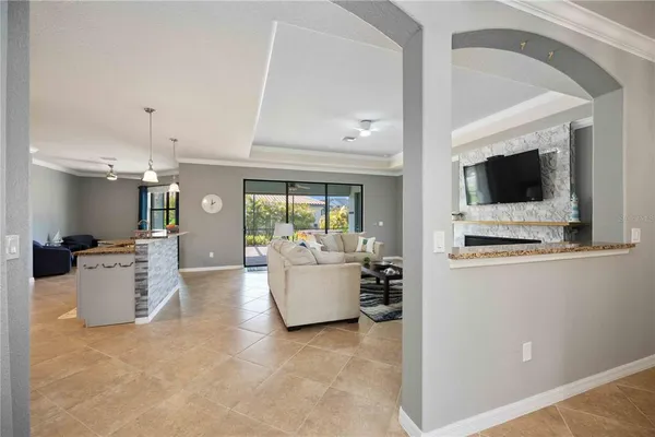 $575,500 | 20700 Granlago Drive, Venice, FL 34293