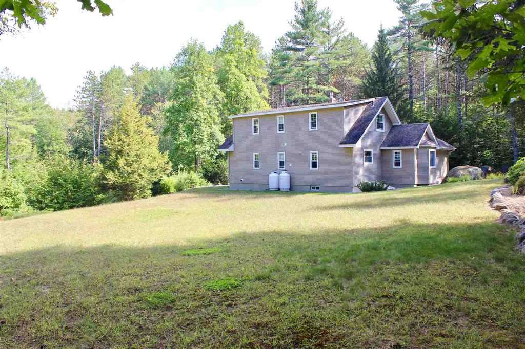 483 Briar Hill Road Hopkinton, NH 03229 - Photo 11 of 22 Gallery Image 11