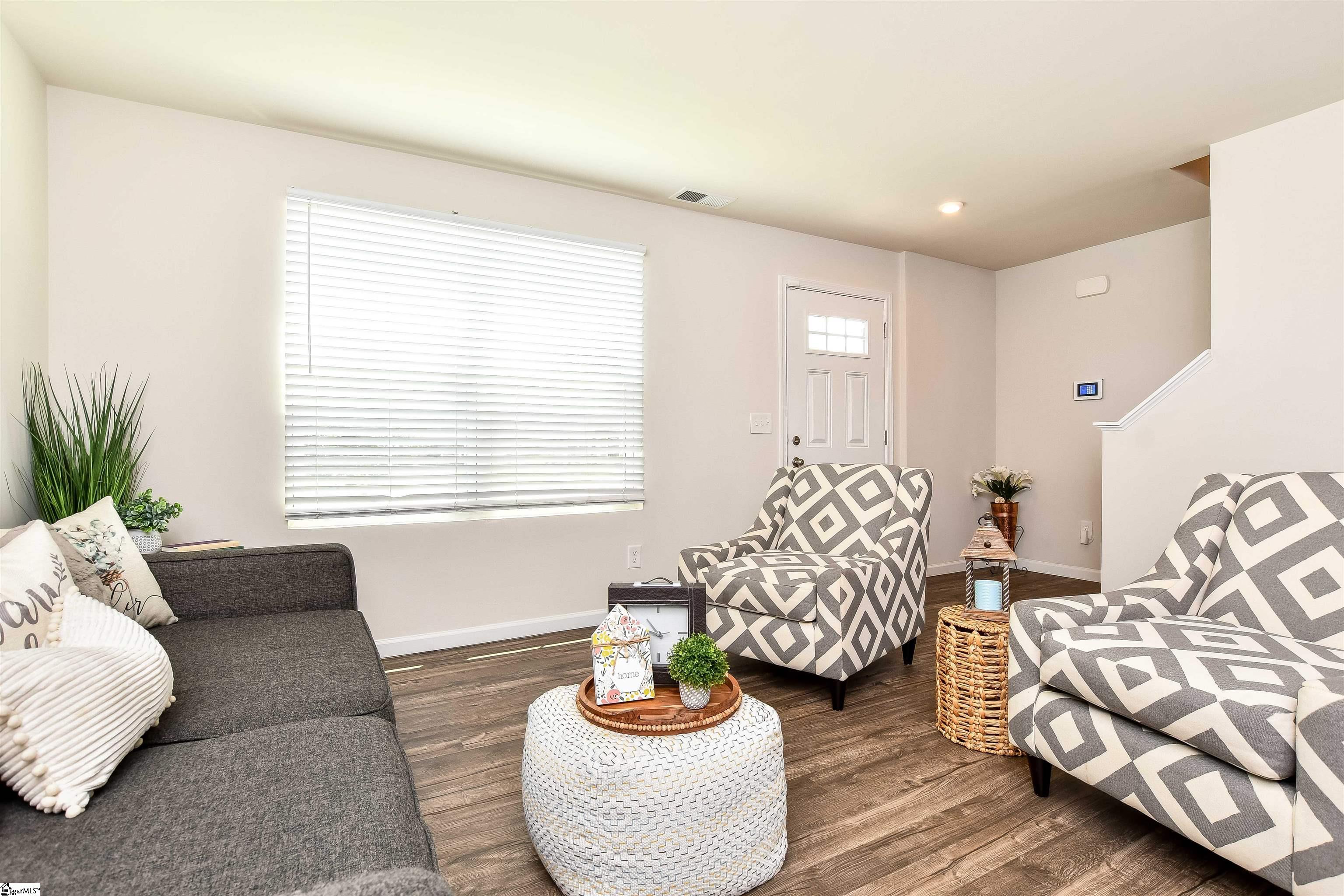 906 Hattie Lane Lyman, SC 29365 - Photo 5 of 19