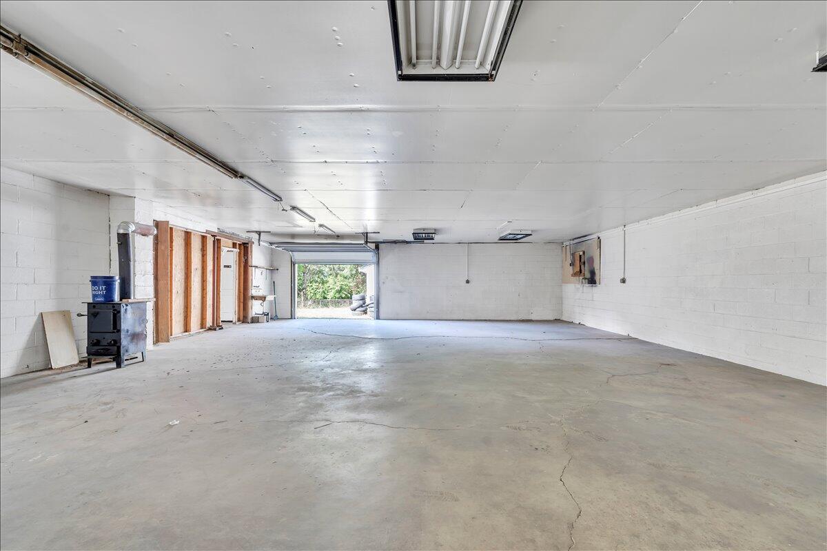 3121 Plantation Road Northeast Roanoke, VA 24012 - Photo 13 of 44 34-MIB07183