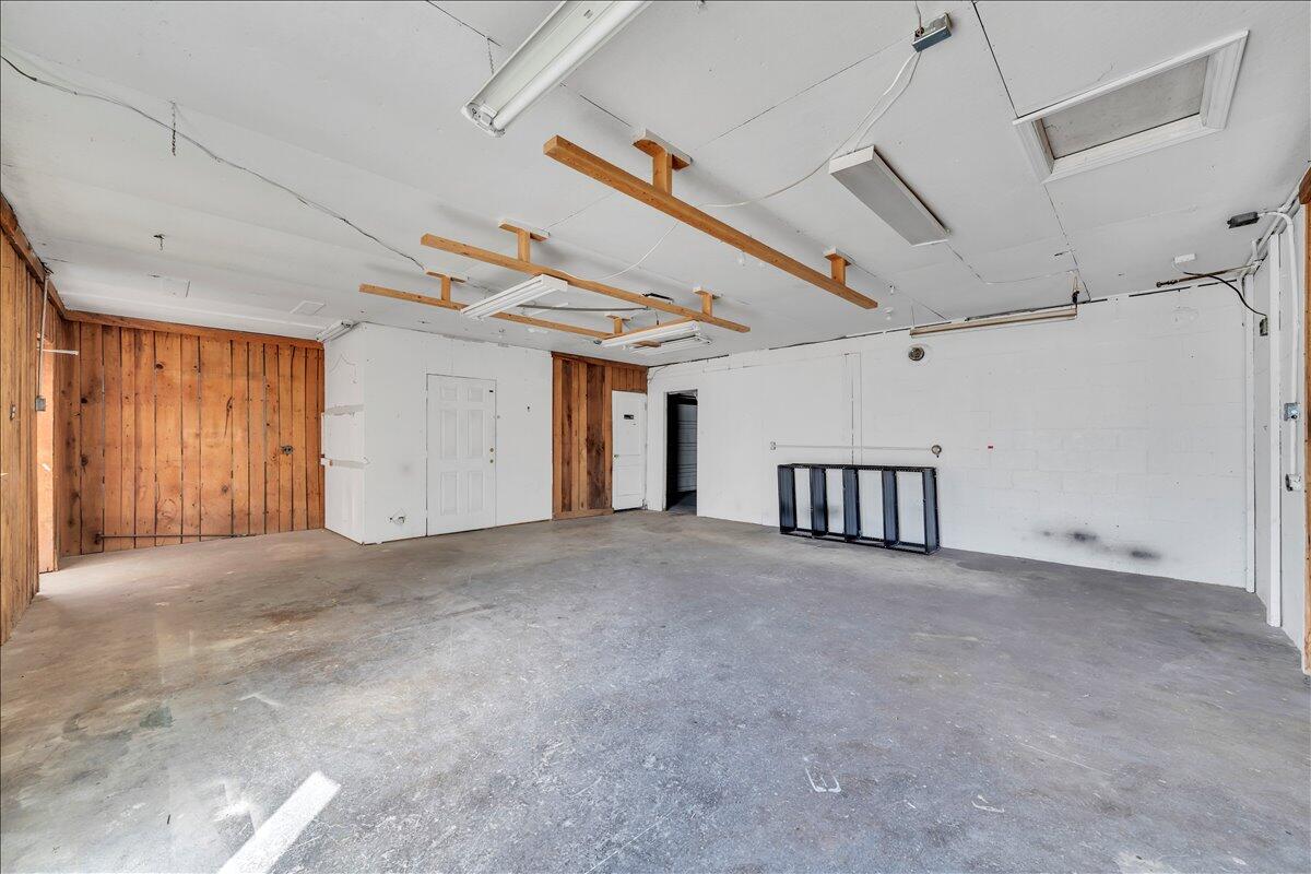 3121 Plantation Road Northeast Roanoke, VA 24012 - Photo 3 of 44 a view of an empty room