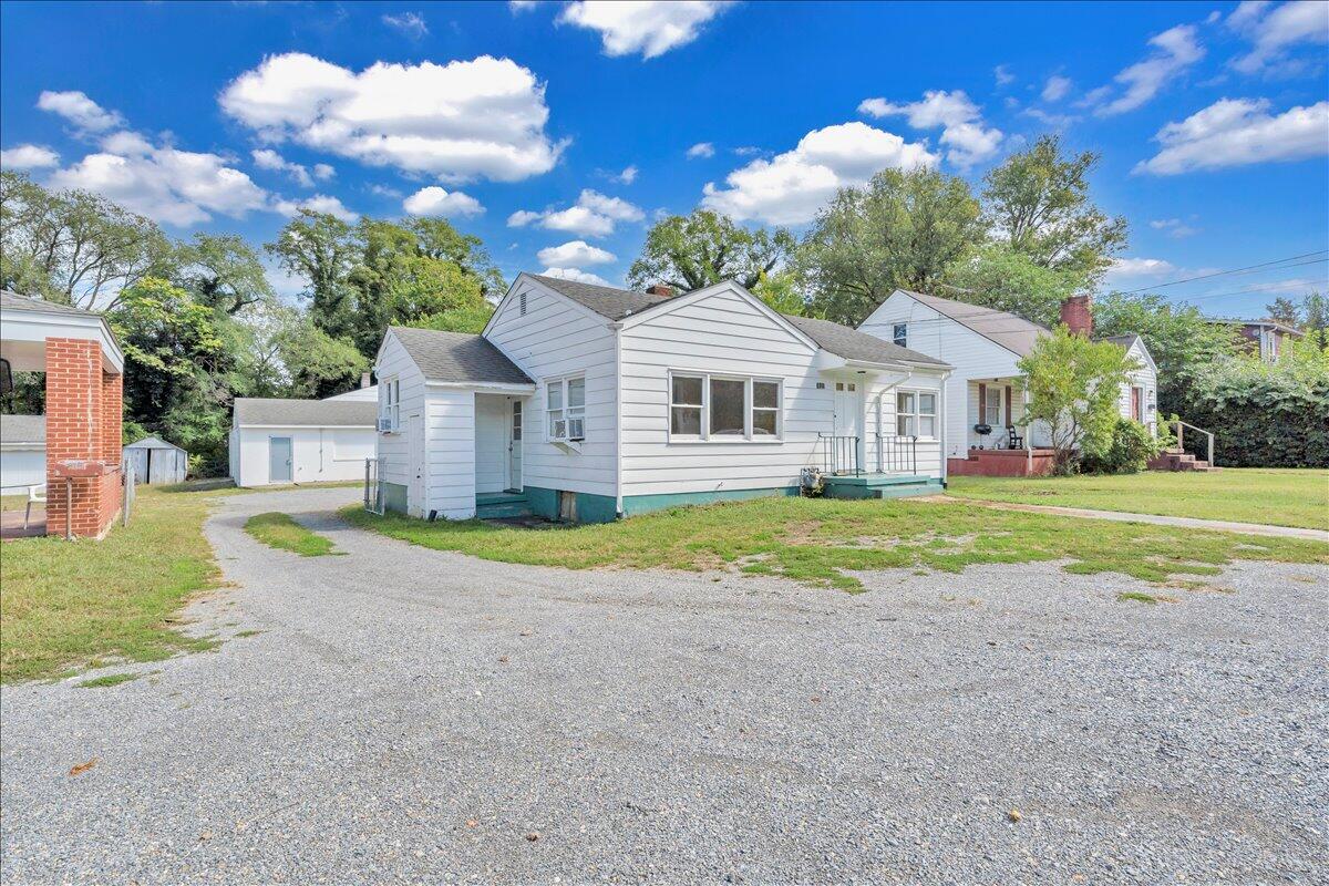 3121 Plantation Road Northeast Roanoke, VA 24012 - Photo 41 of 44 a view of house with outdoor space and street view