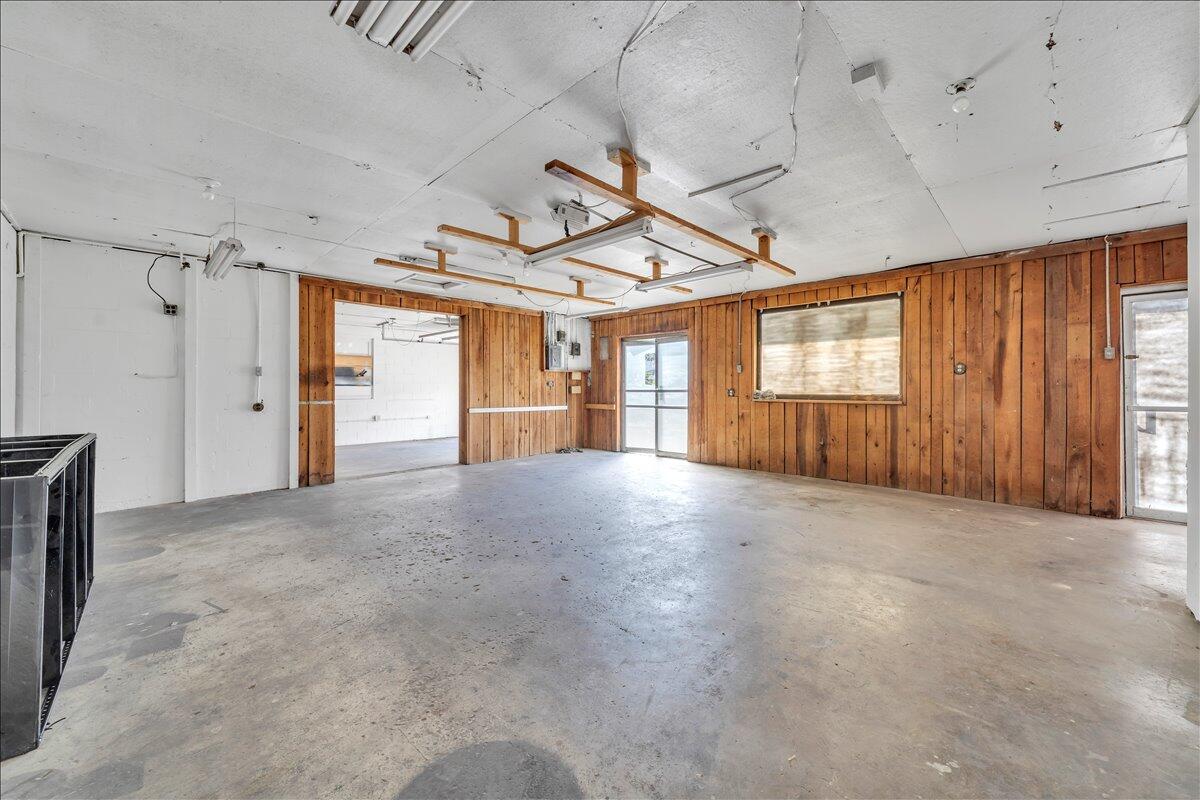 3121 Plantation Road Northeast Roanoke, VA 24012 - Photo 6 of 44 27-MIB07162